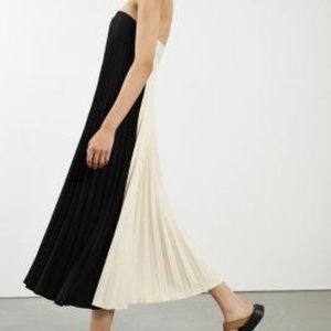 NWT Eva Franco Pleated Midi Dress